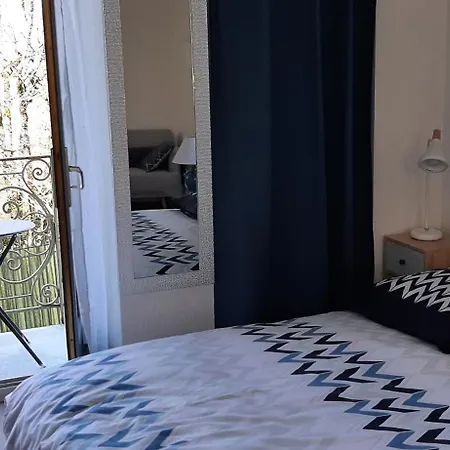 Renove Avec Balcon 艾克斯莱班
