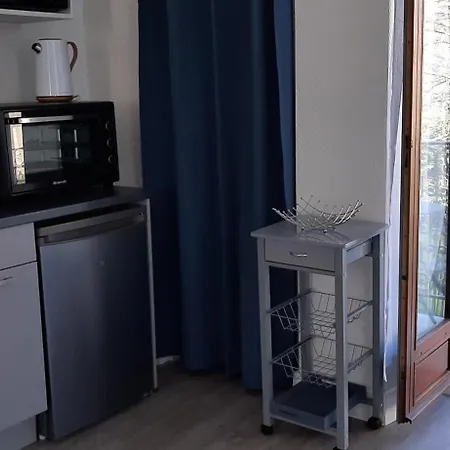 Renove Avec Balcon 公寓 艾克斯莱班